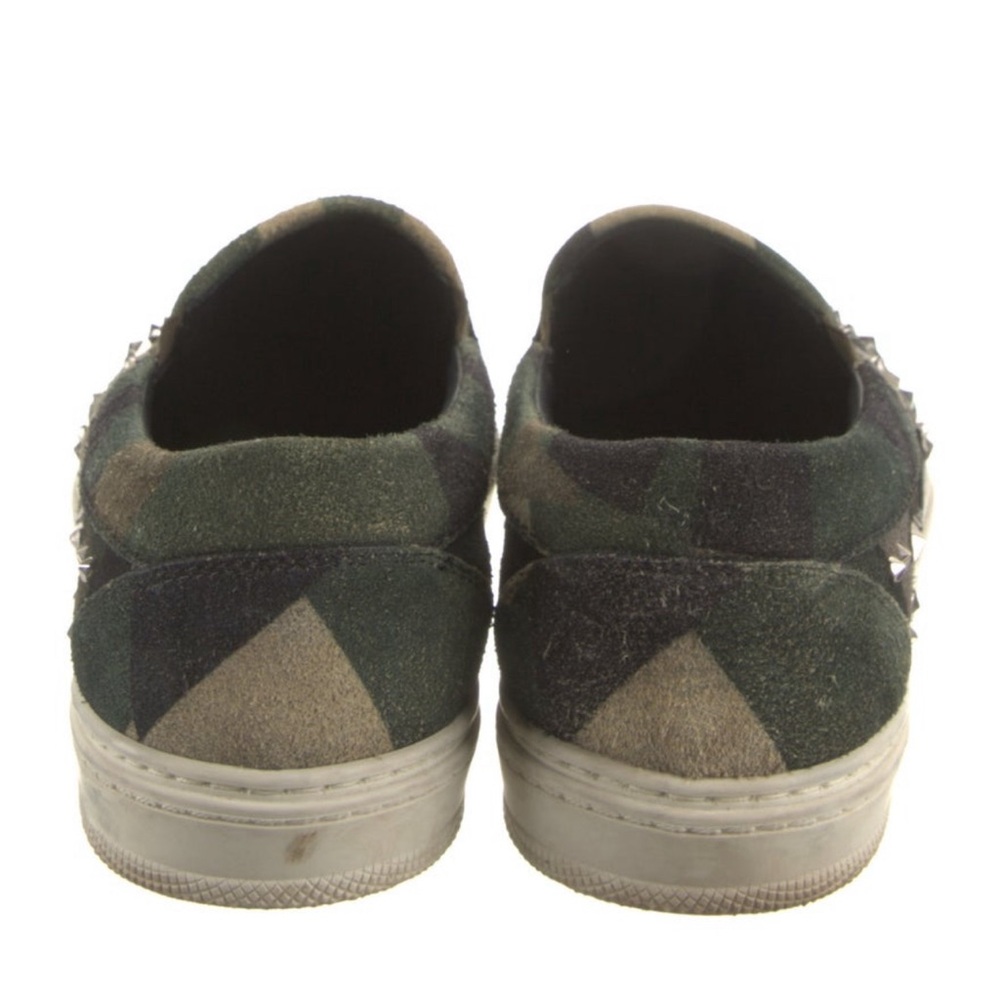Jimmy Choo sneakers comes with box and dust bags.
